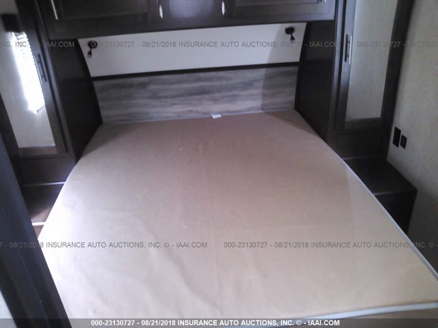 4X4TCKB21HK040628 - 2017 FOREST RIVER OTHER  BEIGE photo 5