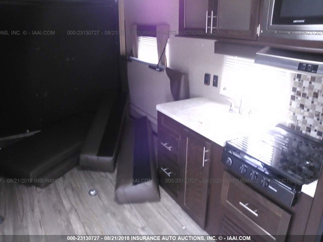 4X4TCKB21HK040628 - 2017 FOREST RIVER OTHER  BEIGE photo 8