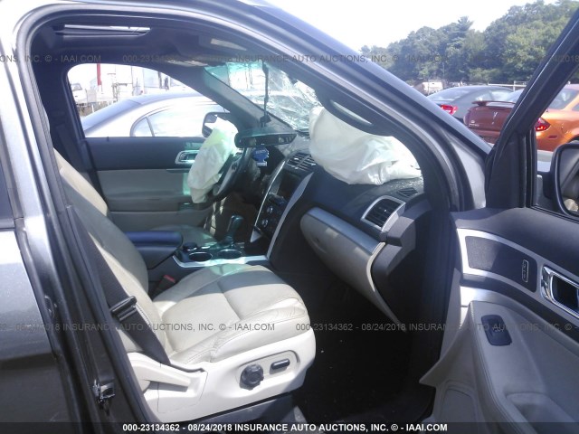 1FMHK8D8XCGA22932 - 2012 FORD EXPLORER XLT GRAY photo 5