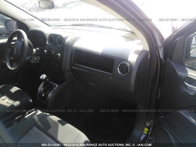 1J4FT47B49D139855 - 2009 JEEP COMPASS SPORT BLACK photo 5