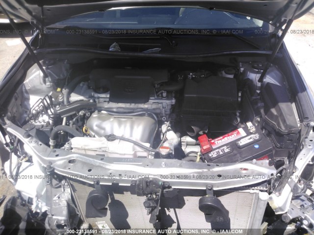 4T1BF1FK5GU170617 - 2016 TOYOTA CAMRY LE/XLE/SE/XSE SILVER photo 10