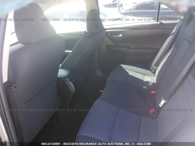 4T1BF1FK5GU170617 - 2016 TOYOTA CAMRY LE/XLE/SE/XSE SILVER photo 8