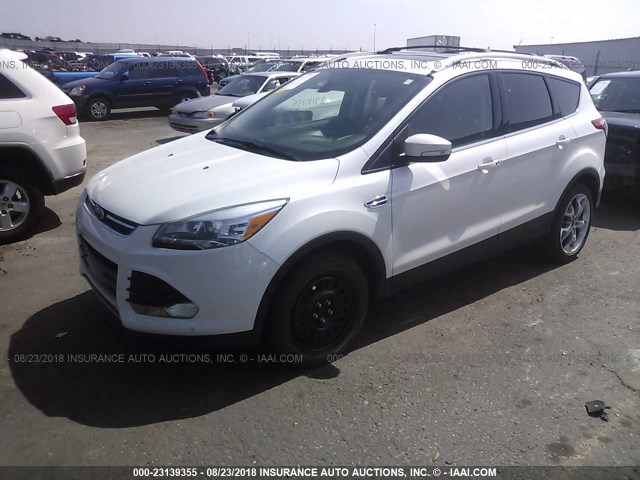 1FMCU9J98FUC39313 - 2015 FORD ESCAPE TITANIUM WHITE photo 2