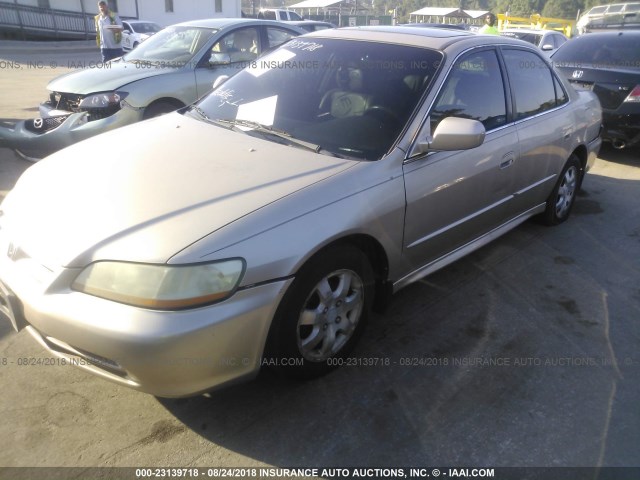 1HGCG56672A020830 - 2002 HONDA ACCORD EX TAN photo 2