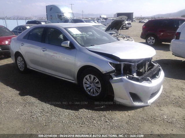 4T4BF1FK7CR180629 - 2012 TOYOTA CAMRY SE/LE/XLE 银色 照片 1