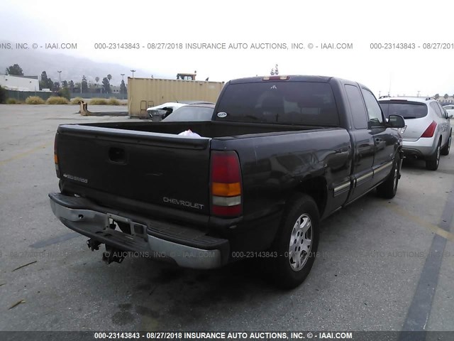 2GCEC19T321189007 - 2002 CHEVROLET SILVERADO C1500 BLACK photo 4