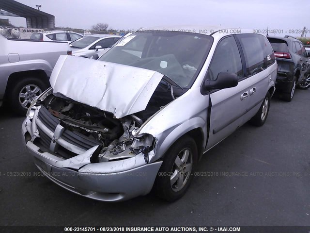 1D4GP45RX5B232354 - 2005 DODGE CARAVAN SXT SILVER photo 2