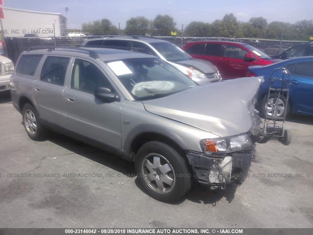 YV1SZ59H641141301 - 2004 VOLVO XC70 TAN photo 1