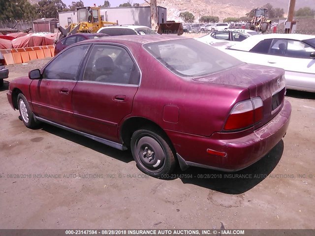 1HGCD5668VA224517 - 1997 HONDA ACCORD EX/EX-R MAROON photo 3