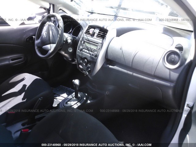 3N1CE2CP0HL374158 - 2017 NISSAN VERSA NOTE S/S PLUS/SV/SL/SR WHITE photo 5