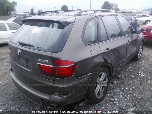 5UXZV4C59CL756032 - 2012 BMW X5 XDRIVE35I Marrón foto 4