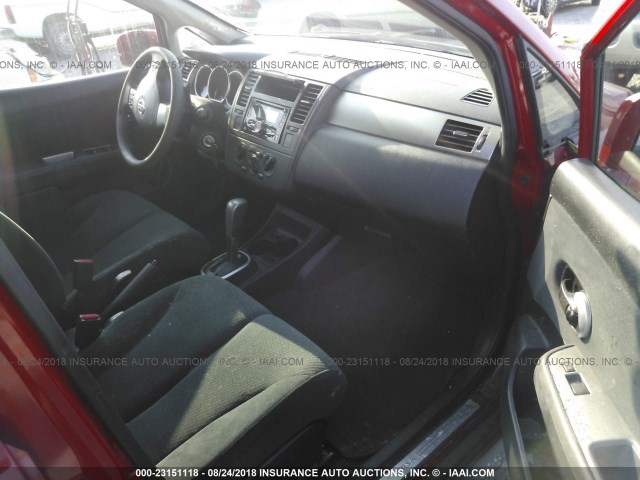 3N1BC1CP2CK243100 - 2012 NISSAN VERSA S/SL RED photo 5