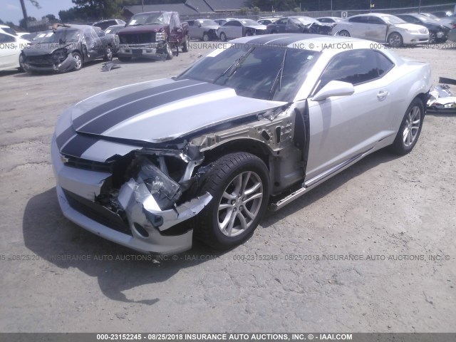 2G1FB1E33F9309398 - 2015 CHEVROLET CAMARO LS SILVER photo 2