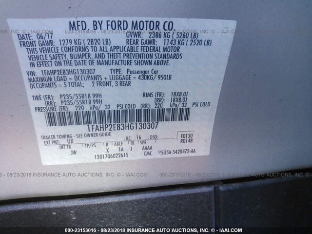 1FAHP2E83HG130307 - 2017 FORD TAURUS SEL SILVER photo 9