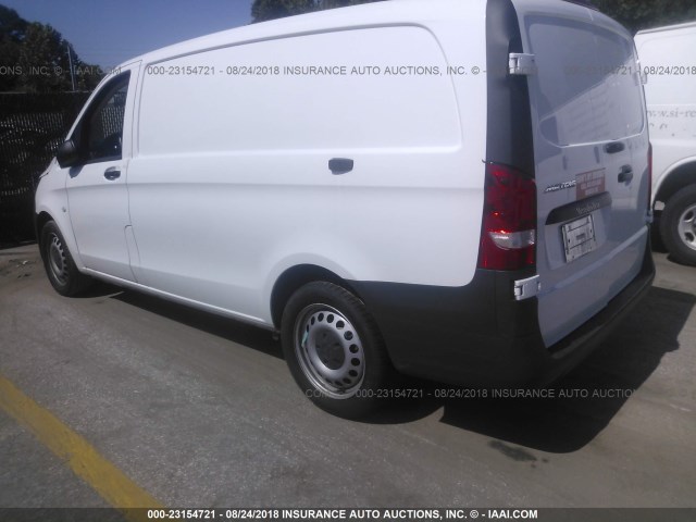 WD3PG2EA2G3121462 - 2016 MERCEDES-BENZ METRIS WHITE photo 3