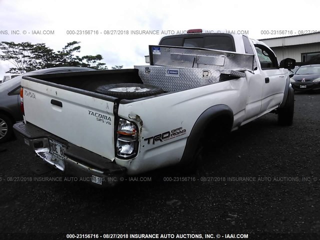 5TEWN72N63Z291072 - 2003 TOYOTA TACOMA XTRACAB WHITE photo 4