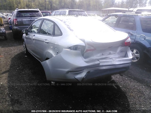 3FADP4BJ5EM218259 - 2014 FORD FIESTA SE SILVER photo 3