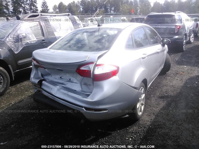 3FADP4BJ5EM218259 - 2014 FORD FIESTA SE SILVER photo 4