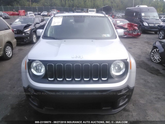 ZACCJBBB2JPG88308 - 2018 JEEP RENEGADE LATITUDE SILVER photo 6