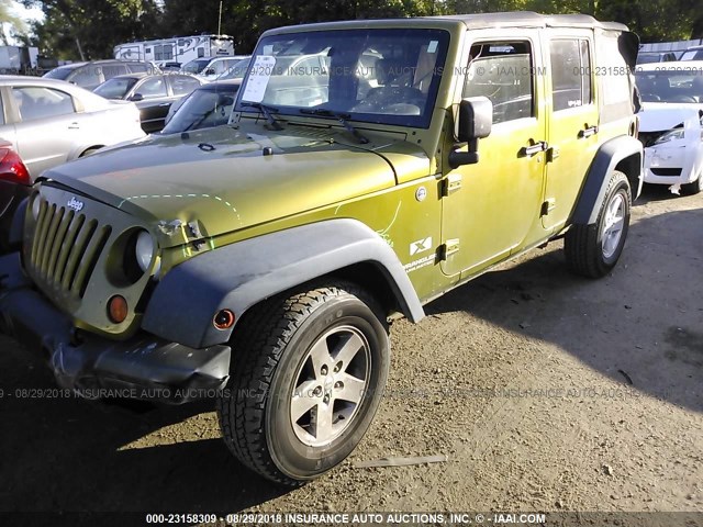 1J4GA39127L145813 - 2007 JEEP WRANGLER X GREEN photo 2