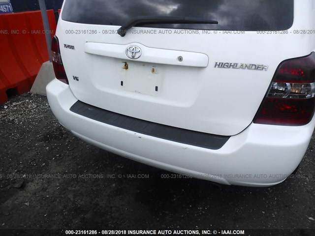 JTEGP21A640004682 - 2004 TOYOTA HIGHLANDER LIMITED WHITE photo 6