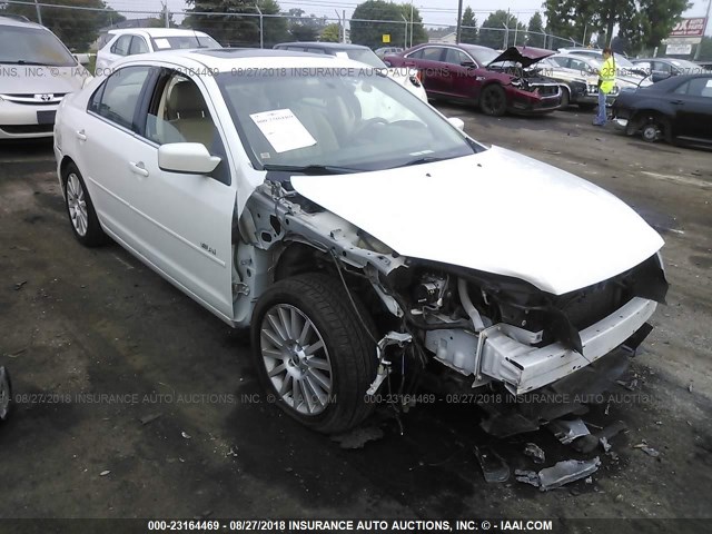 3MEHM02188R633966 - 2008 MERCURY MILAN PREMIER WHITE photo 1