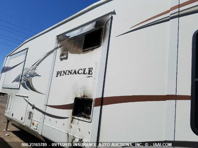 1UJCJ0BU5C1RB0201 - 2012 JAYCO PINNACLE FIFTH WHEEL  WHITE photo 10