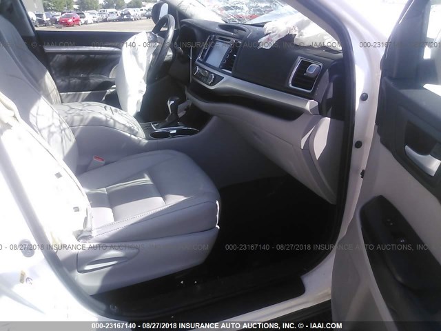 5TDJKRFH7GS232232 - 2016 TOYOTA HIGHLANDER XLE თეთრი ფოტო 5