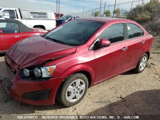 1G1JA5SH6D4241909 - 2013 CHEVROLET SONIC LS 红色 照片 2
