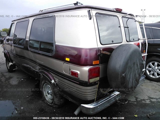 1GBEG25KXRF112732 - 1994 CHEVROLET G20 MAROON photo 3