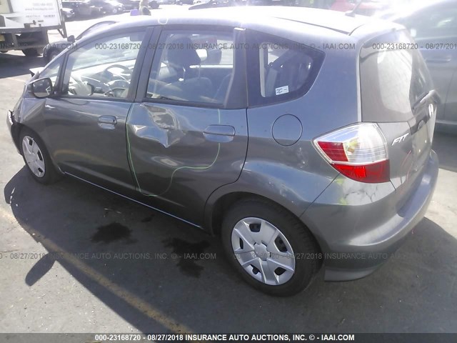 JHMGE8H30DC026856 - 2013 HONDA FIT GRAY photo 3