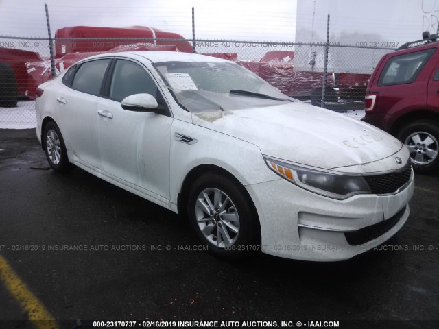 5XXGT4L3XJG210916 - 2018 KIA OPTIMA LX/S WHITE photo 1