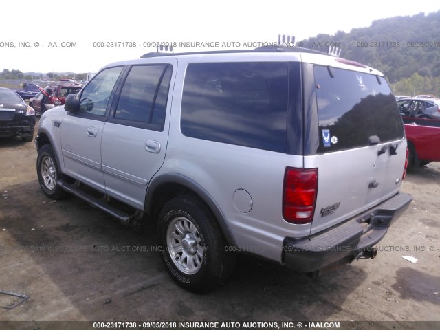 1FMPU16L22LA31161 - 2002 FORD EXPEDITION XLT SILVER photo 3