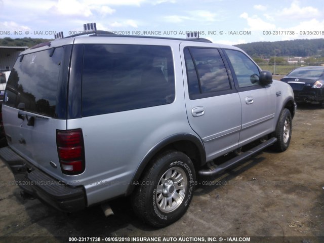 1FMPU16L22LA31161 - 2002 FORD EXPEDITION XLT SILVER photo 4