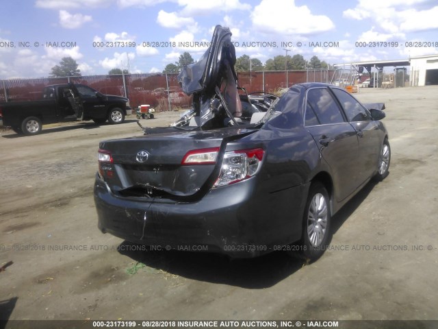 4T1BF1FK2CU627426 - 2012 TOYOTA CAMRY SE/LE/XLE GRAY photo 4