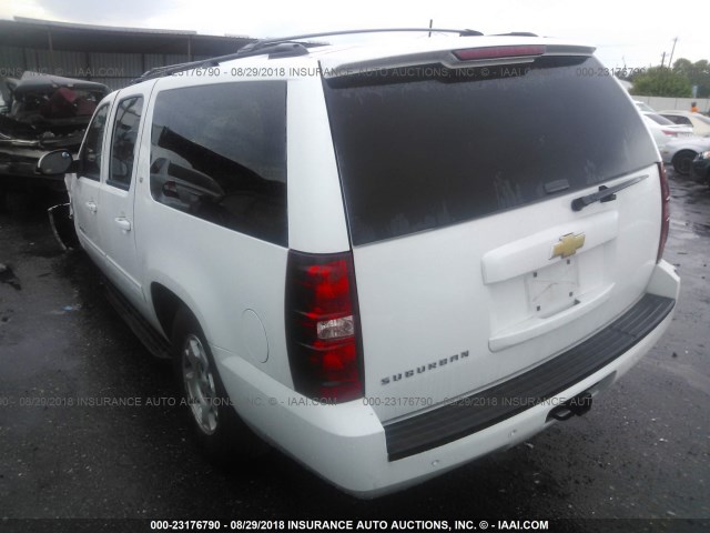 1GNSCJE06DR269935 - 2013 CHEVROLET SUBURBAN C1500 LT WHITE photo 3