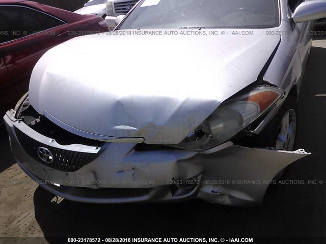 4T1FA38P96U067333 - 2006 TOYOTA CAMRY SOLARA SE/SLE ვერცხლისფერი ფოტო 6