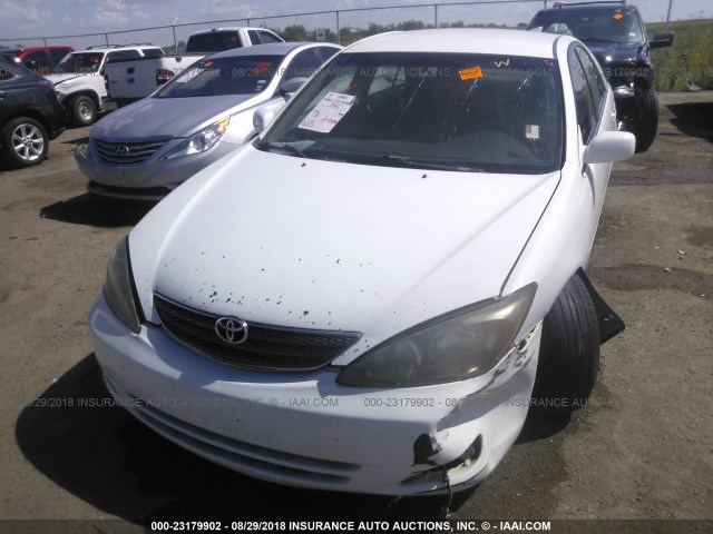 4T1BF32K72U017733 - 2002 TOYOTA CAMRY LE/XLE/SE WHITE photo 6