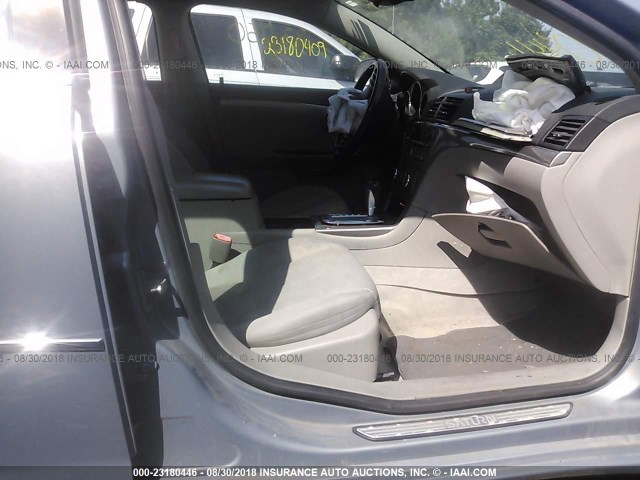 1G8ZS57B58F183050 - 2008 SATURN AURA XE GRAY photo 5