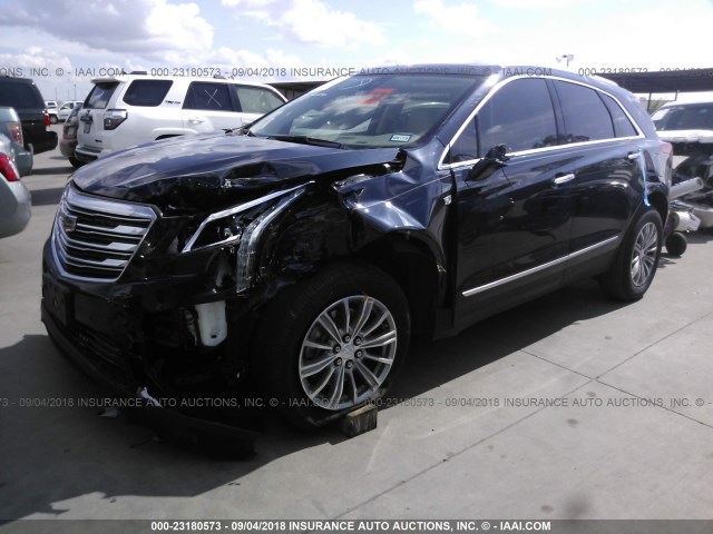 1GYKNBRS8HZ251361 - 2017 CADILLAC XT5 LUXURY BLUE photo 2