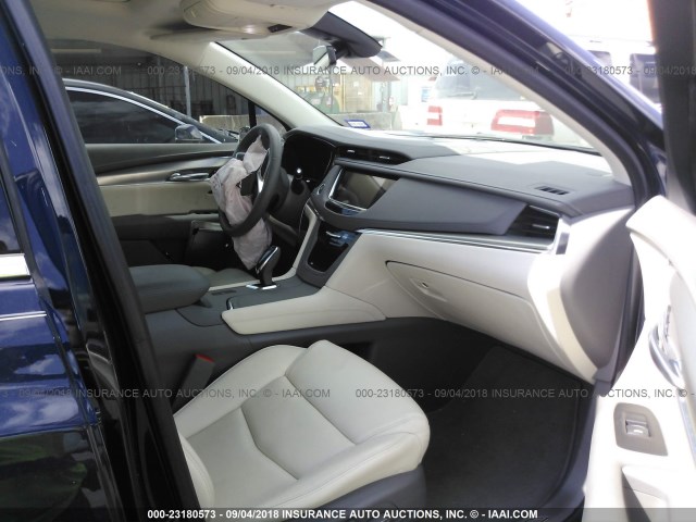 1GYKNBRS8HZ251361 - 2017 CADILLAC XT5 LUXURY BLUE photo 5