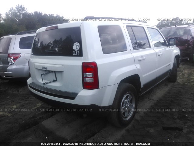 1C4NJPBAXGD669834 - 2016 JEEP PATRIOT SPORT WHITE photo 4