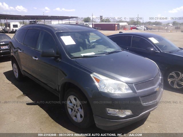 1GNKRFED4BJ327616 - 2011 CHEVROLET TRAVERSE LS GRAY photo 1