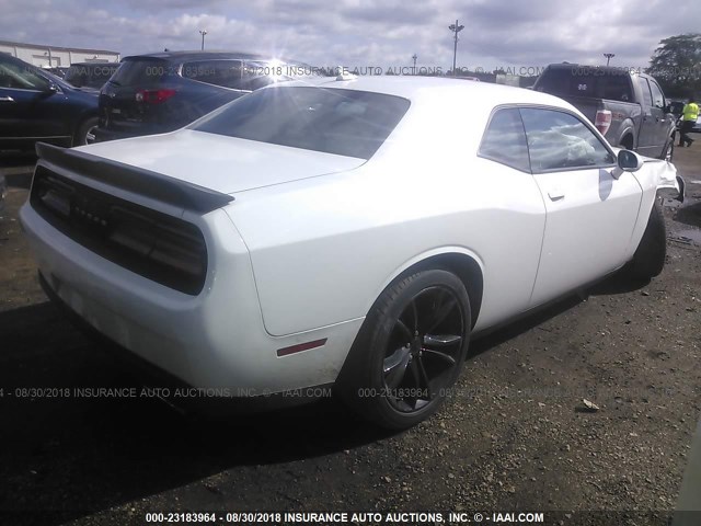 2C3CDZAG9GH337374 - 2016 DODGE CHALLENGER SXT WHITE photo 4