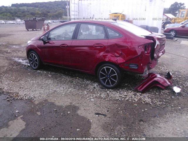 3FADP4BJ9HM165750 - 2017 FORD FIESTA SE RED photo 3