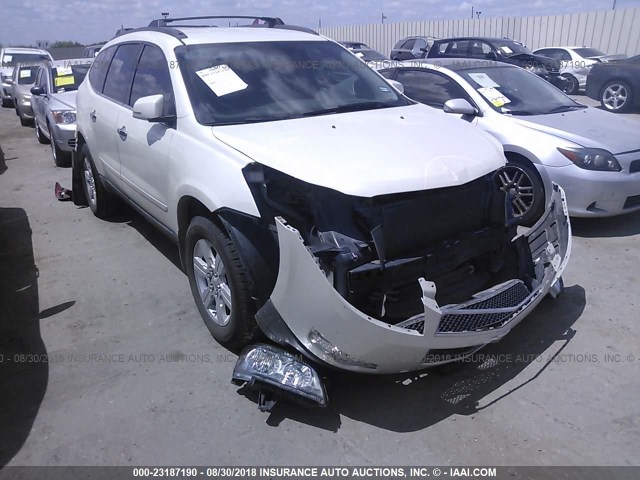 1GNKRGED4CJ242251 - 2012 CHEVROLET TRAVERSE LT WHITE photo 1