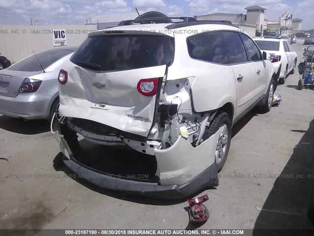 1GNKRGED4CJ242251 - 2012 CHEVROLET TRAVERSE LT WHITE photo 4