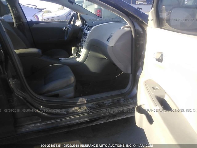 1G1ZB5E01CF154377 - 2012 CHEVROLET MALIBU LS 黑色 照片 5