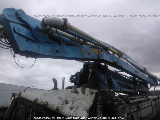 1M2K197C2XM012398 - 1999 MACK MR688S MR600 BLUE photo 7