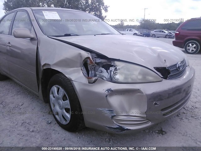 4T1BE32K32U520789 - 2002 TOYOTA CAMRY LE/XLE/SE GOLD photo 6